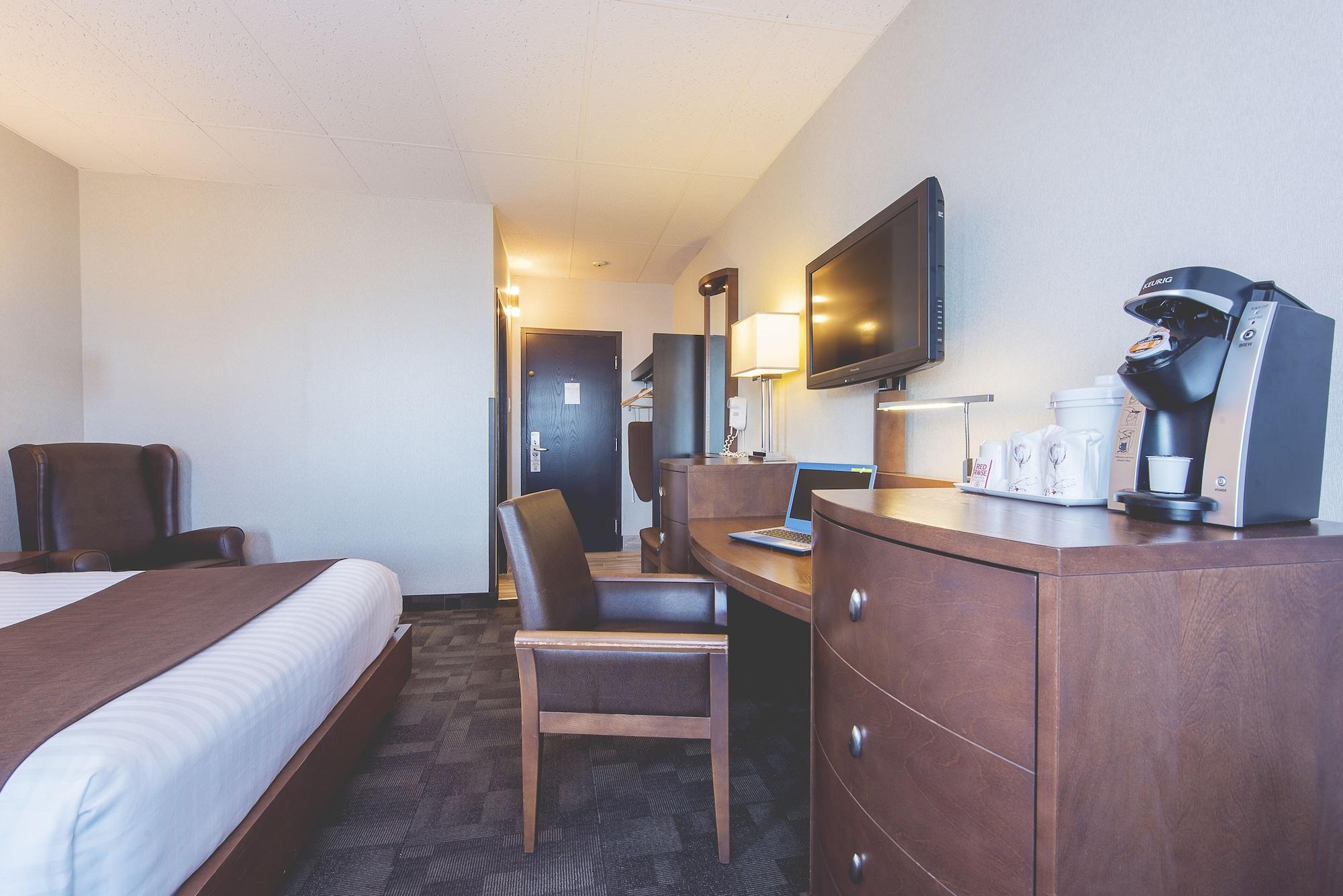Hotel Continental Centre-Ville Val-d'Or Ngoại thất bức ảnh